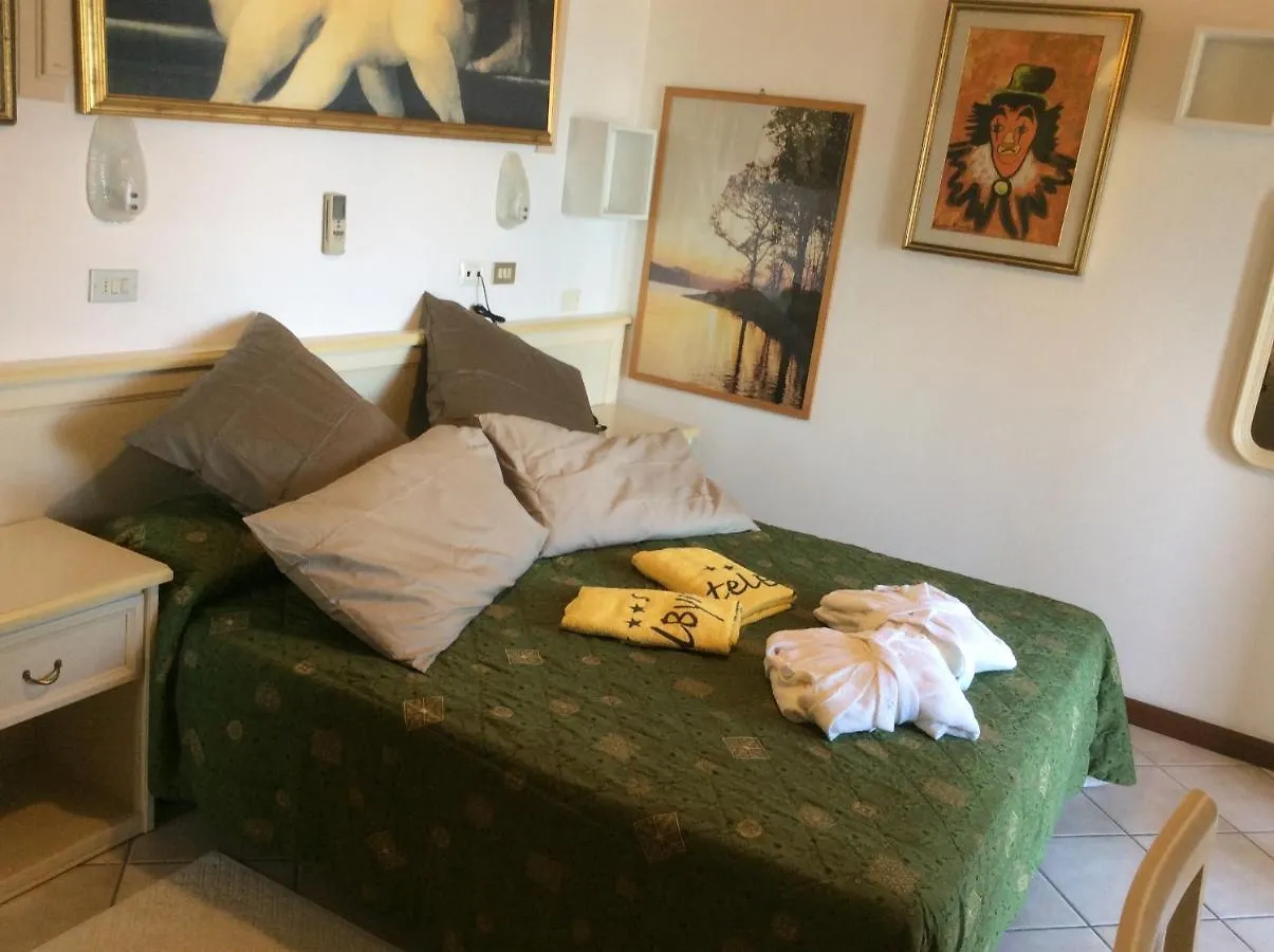 Hotel Byron Milano Marittima 3*,  Italy