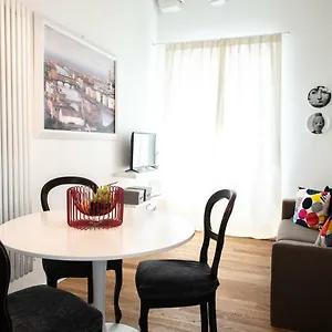 https://mf-studio-frescobaldi.it-tuscanyhotel.com