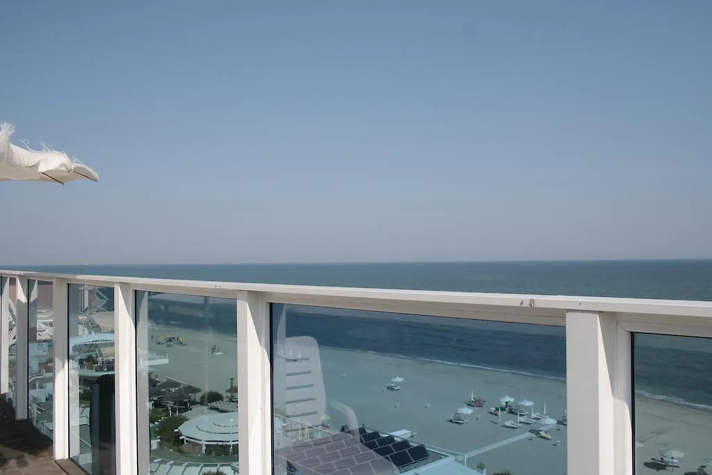 Hotel Byron Milano Marittima