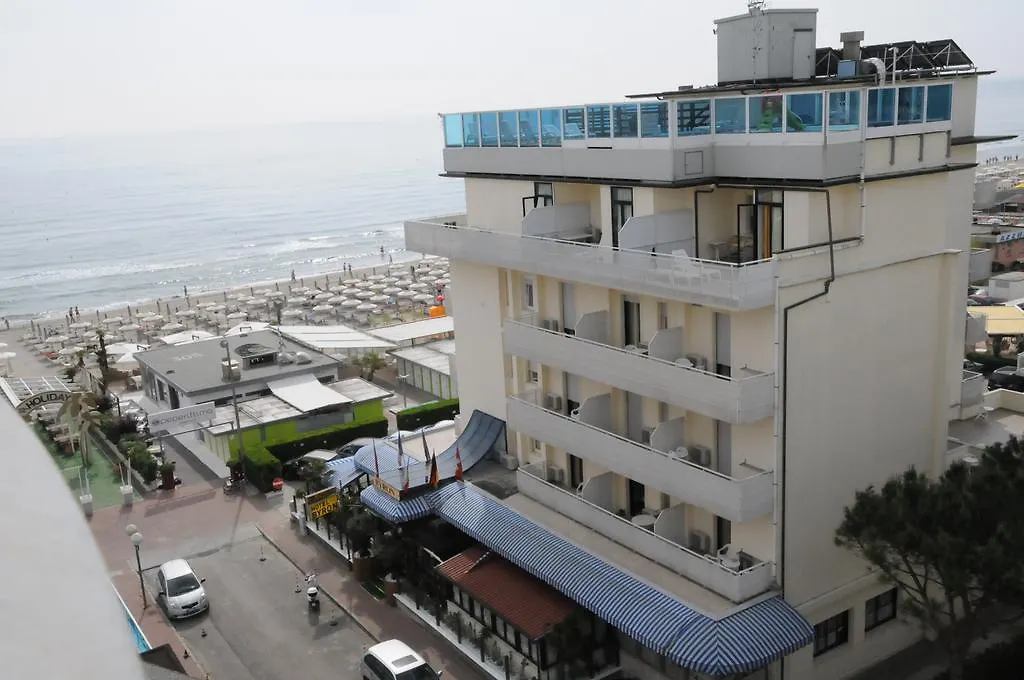 Hotel Byron Milano Marittima 3*,