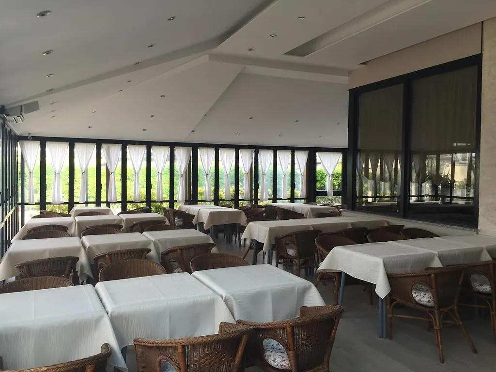 ***  Hotel Byron Milano Marittima Italia