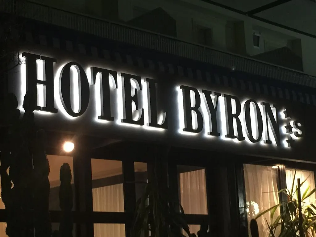 Hotel Byron Milano Marittima 3*,  Italia